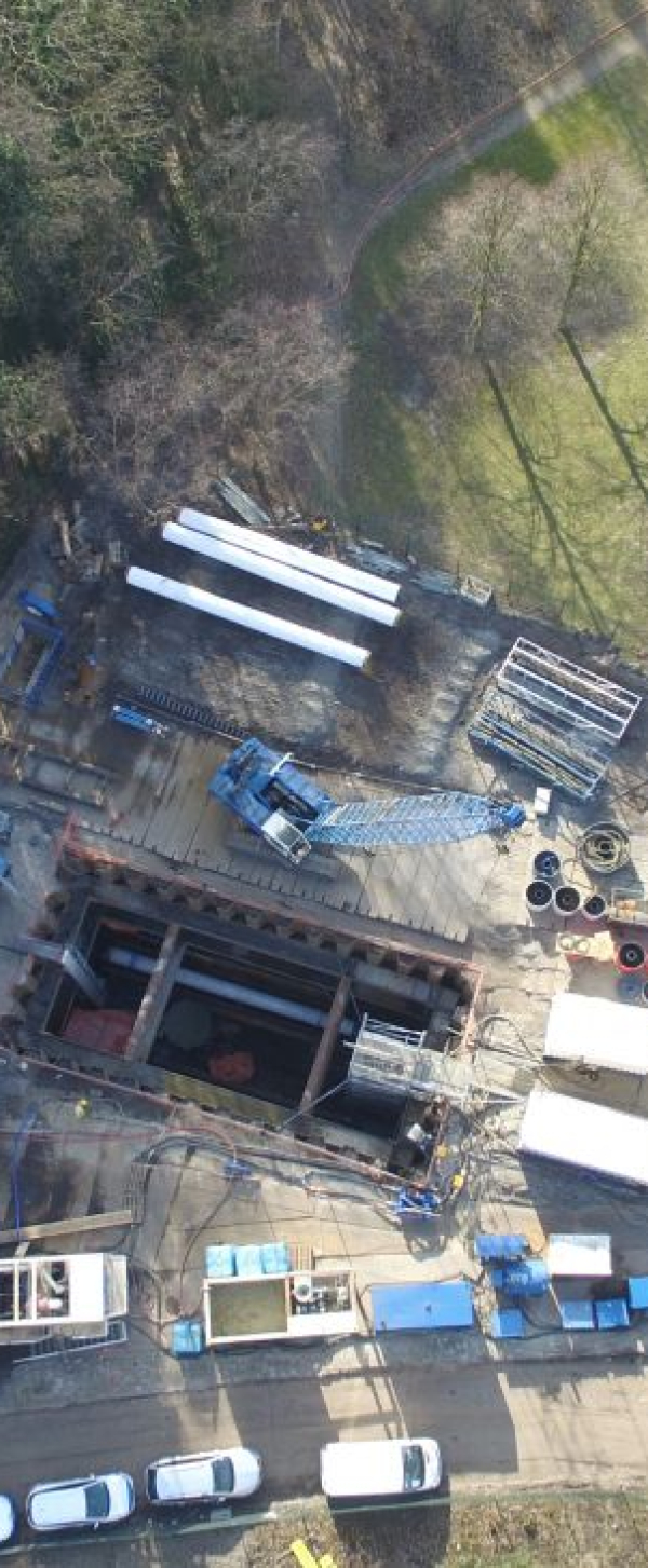 Crossing A10 District heating pipes