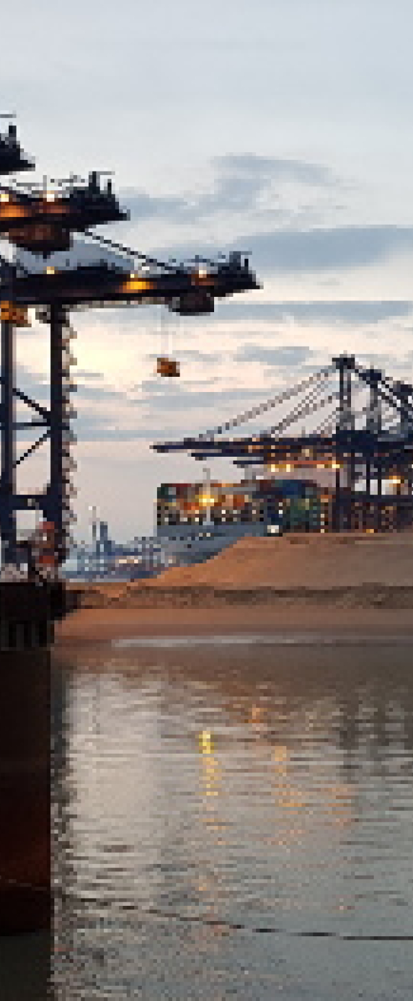 Port of Felixstowe, Berth 9