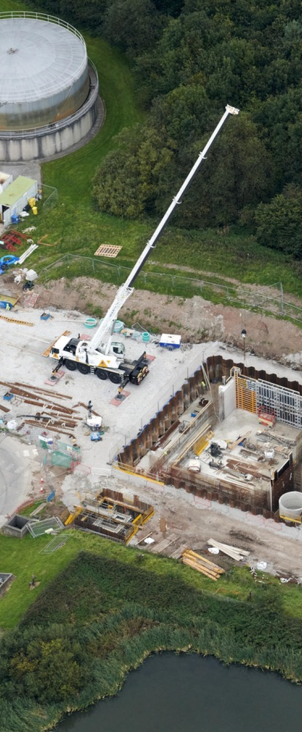 C2V+ - Ellesmere Port - Excavated Cofferdam.jpg