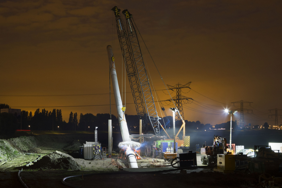 Unique HDD Arc-drilling for canal crossing