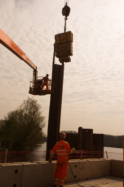 HS2 Colne Valley Viaduct Cofferdams