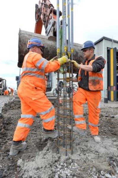 CFA piling at Hornsey